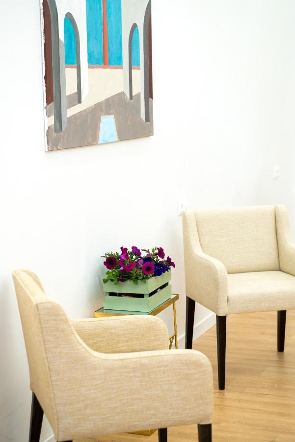 Aparthotel Arco Macarena Lofts Sevilla Exterior foto